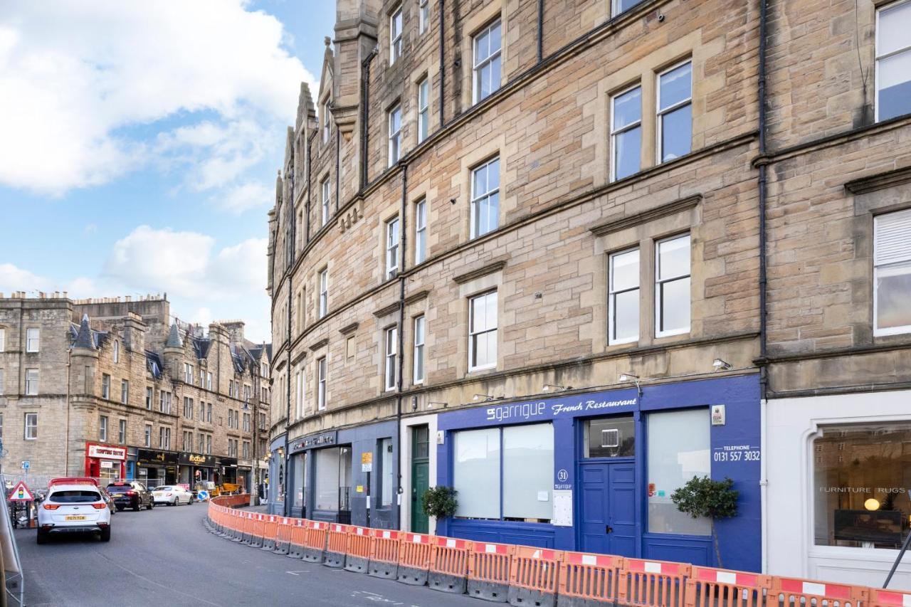 Joivy Old Town 1-Bed Apartment With Stunning Views Edimburgo Esterno foto